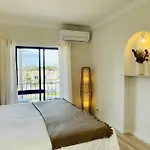 Feriehus Jardim Da Oura - Shared Pool - 6 Guests -